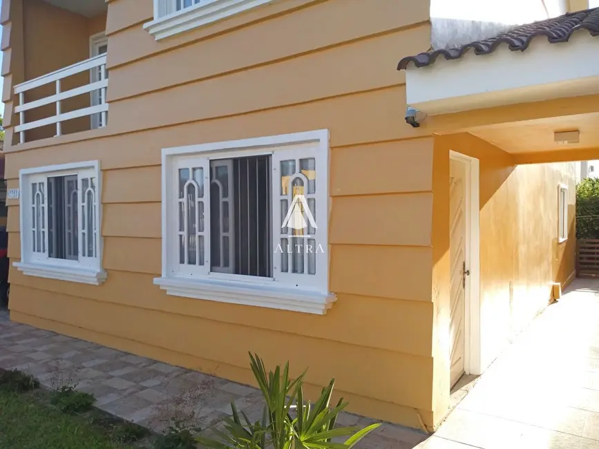 Foto 1 de Casa com 4 quartos à venda, 270m2 em Centro, Santa Maria - RS