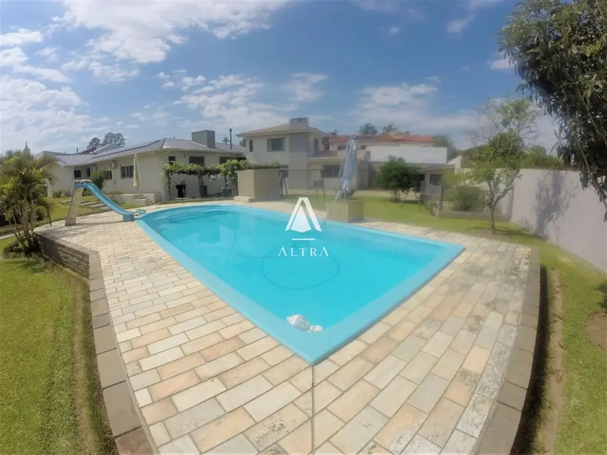 Casa com 4 quartos à venda, 340m2 em Camobi, Santa Maria - RS - imagem 1 Foto 1 de Casa com 4 quartos à venda, 340m2 em Camobi, Santa Maria - RS