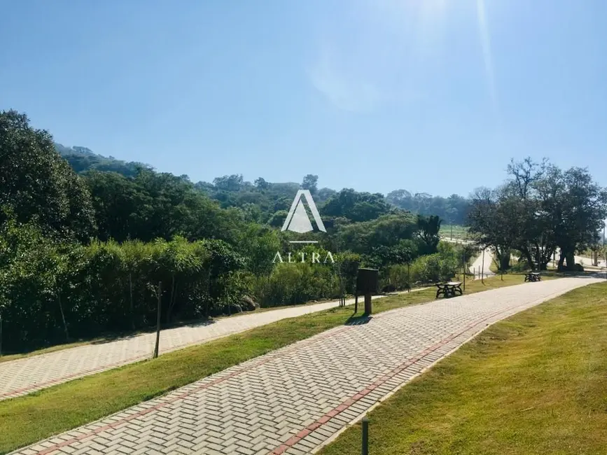 Foto 1 de Terreno / Lote à venda, 300m2 em Tomazetti, Santa Maria - RS