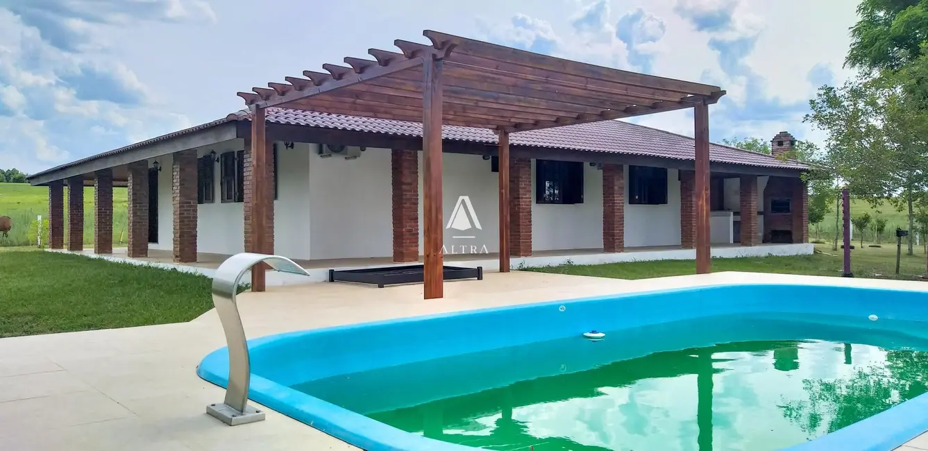 Foto 1 de Chácara com 4 quartos à venda, 240m2 em Centro, Sao Pedro Do Sul - RS
