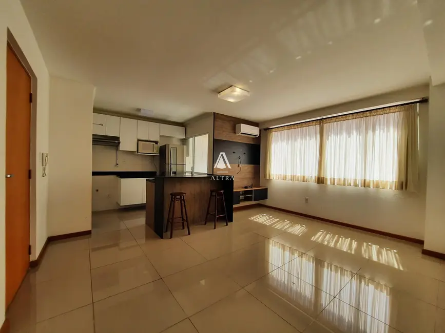 Foto 1 de Apartamento com 1 quarto à venda, 54m2 em Nossa Senhora Medianeira, Santa Maria - RS
