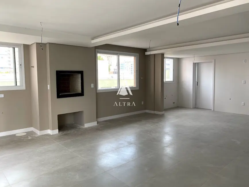 Foto 1 de Apartamento com 3 quartos à venda, 152m2 em Centro, Santa Maria - RS