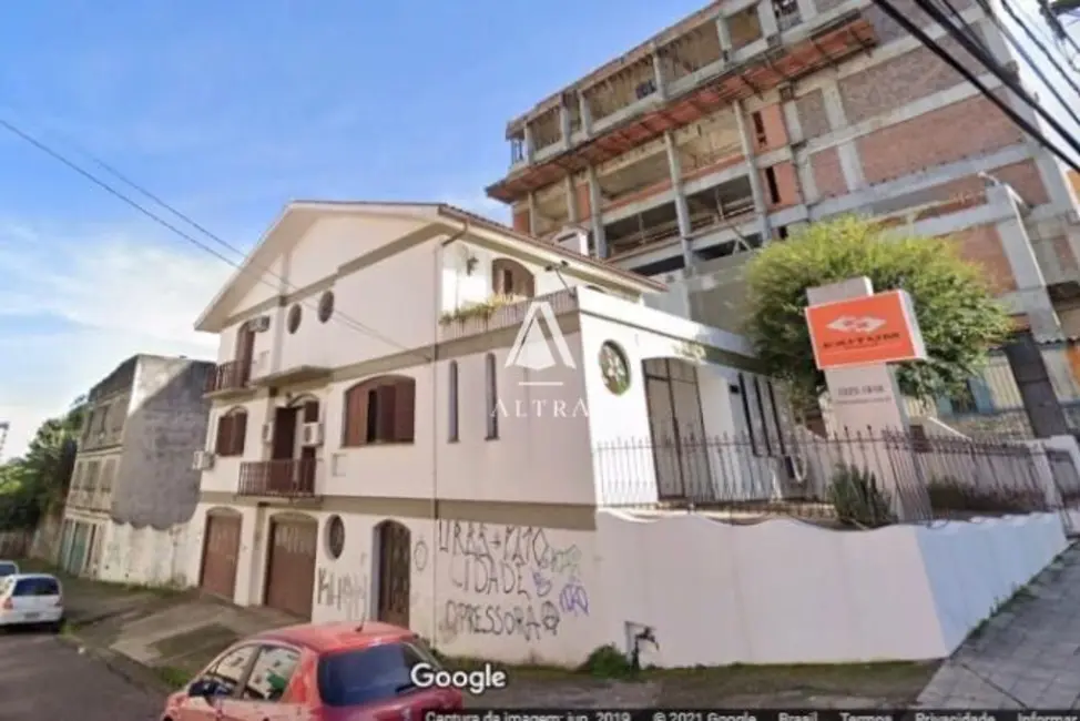 Foto 1 de Casa com 3 quartos à venda, 350m2 em Centro, Santa Maria - RS