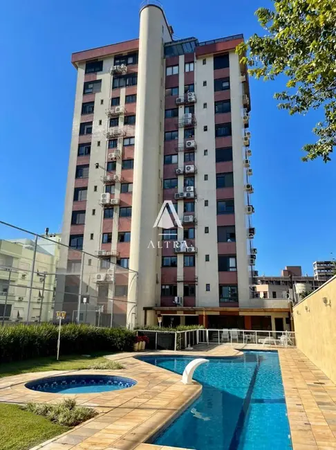 Foto 2 de Apartamento com 3 quartos à venda, 187m2 em Nossa Senhora Medianeira, Santa Maria - RS