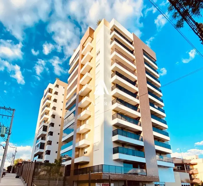 Foto 1 de Apartamento com 3 quartos à venda, 169m2 em Nossa Senhora de Lourdes, Santa Maria - RS