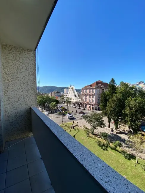Foto 1 de Apartamento com 3 quartos à venda, 157m2 em Centro, Santa Maria - RS