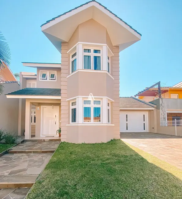 Foto 1 de Casa com 3 quartos à venda, 200m2 em Camobi, Santa Maria - RS