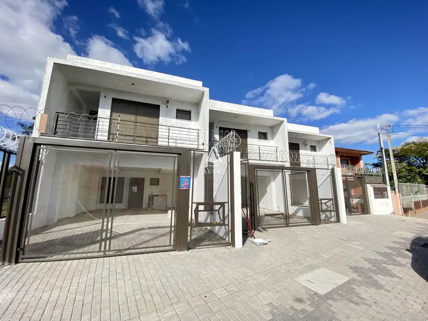 Foto 2 de Casa com 3 quartos à venda, 172m2 em Camobi, Santa Maria - RS