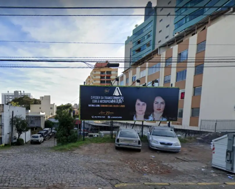 Foto 1 de Terreno / Lote à venda, 3016m2 em Nossa Senhora Medianeira, Santa Maria - RS
