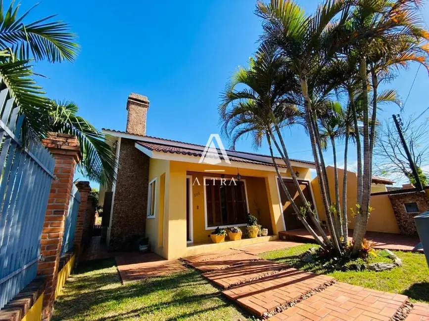Foto 1 de Casa com 3 quartos à venda, 250m2 em Dom Antônio Reis, Santa Maria - RS