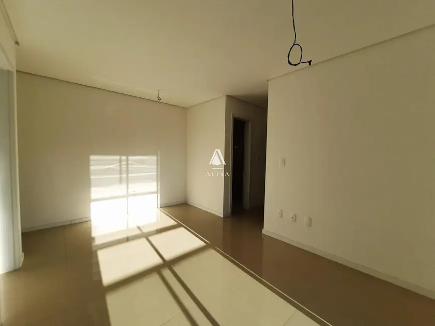 Foto 1 de Apartamento com 2 quartos à venda, 65m2 em Uglione, Santa Maria - RS