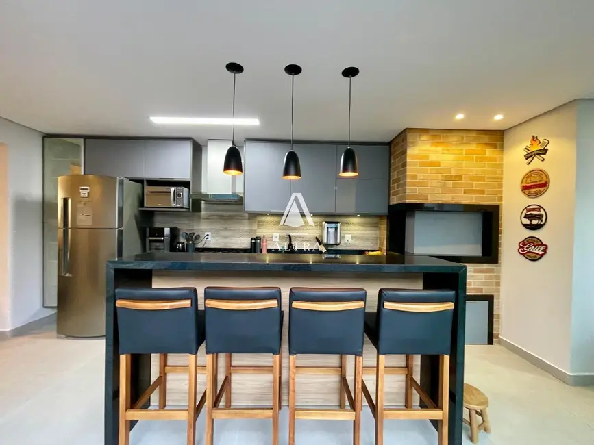 Foto 1 de Casa com 3 quartos à venda, 137m2 em Tomazetti, Santa Maria - RS