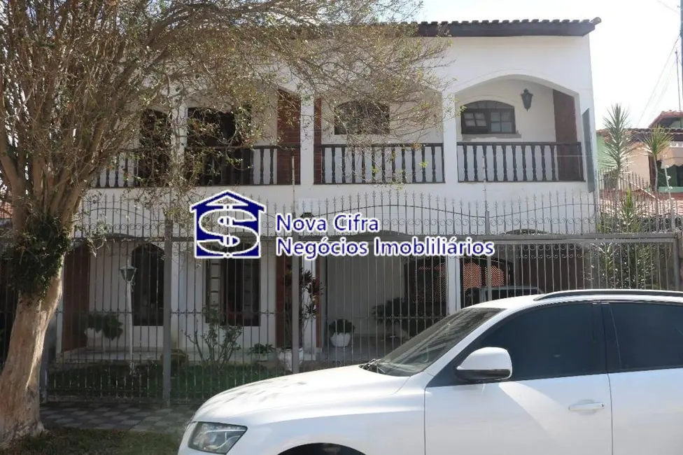 Foto 1 de Casa com 5 quartos à venda em Jardim Santa Maria, Jacarei - SP