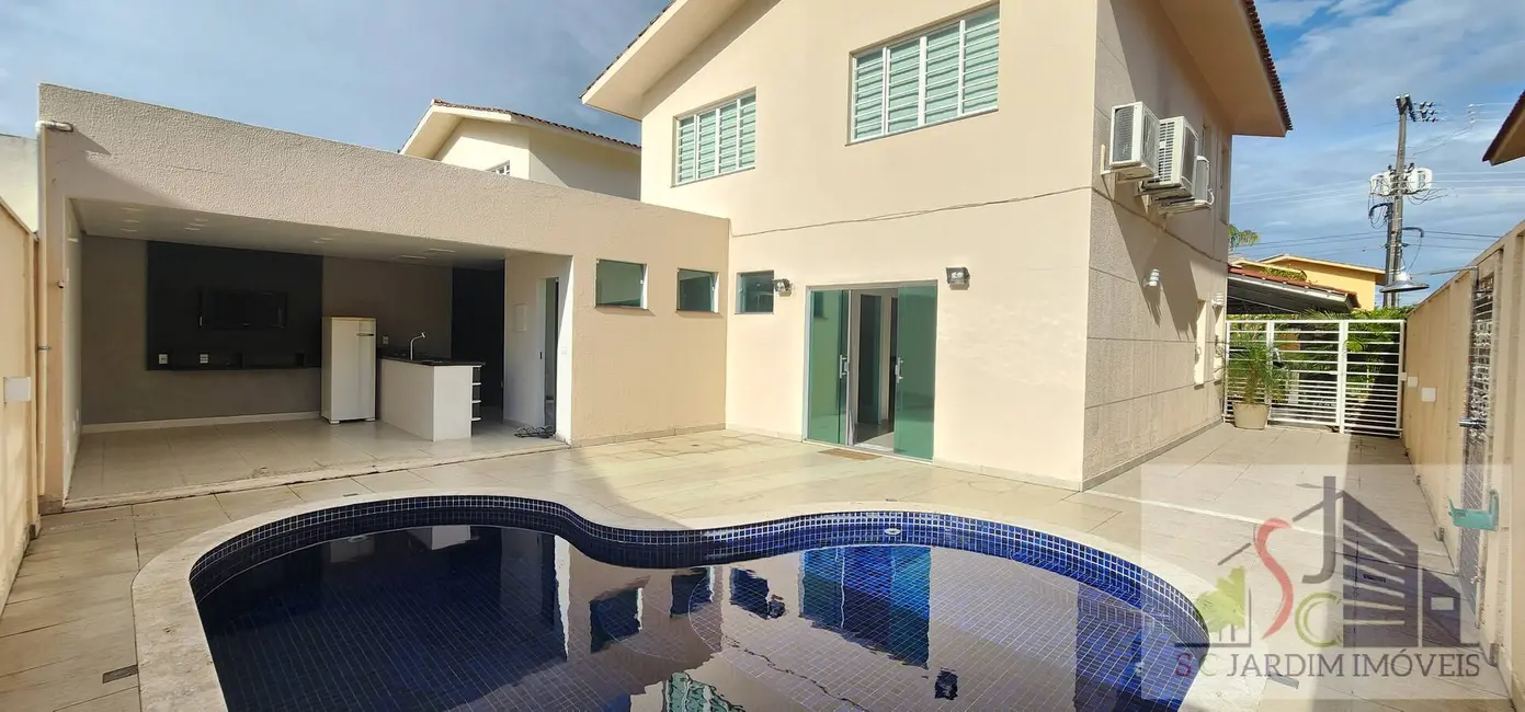 Foto 2 de Casa de Condomínio com 4 quartos para alugar, 181m2 em Novo Aleixo, Manaus - AM