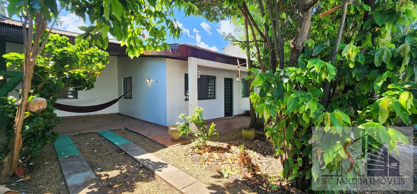 Foto 1 de Casa com 3 quartos à venda, 170m2 em Aleixo, Manaus - AM