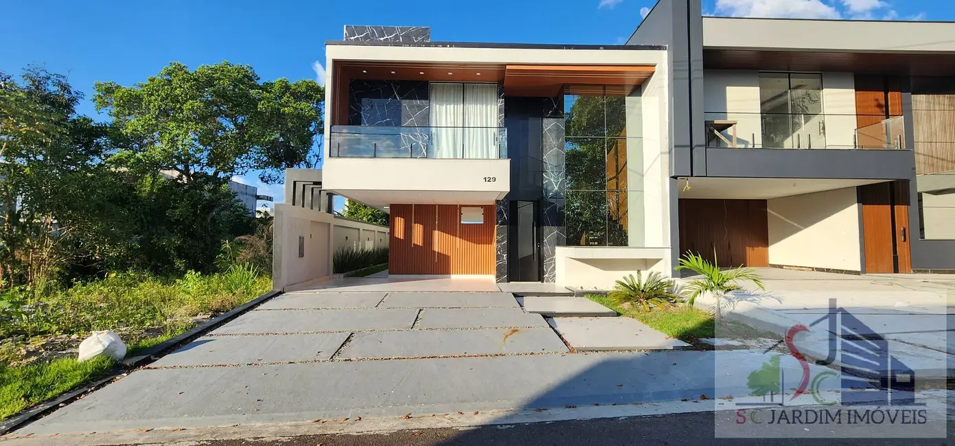 Foto 1 de Casa de Condomínio com 4 quartos para alugar, 246m2 em Ponta Negra, Manaus - AM
