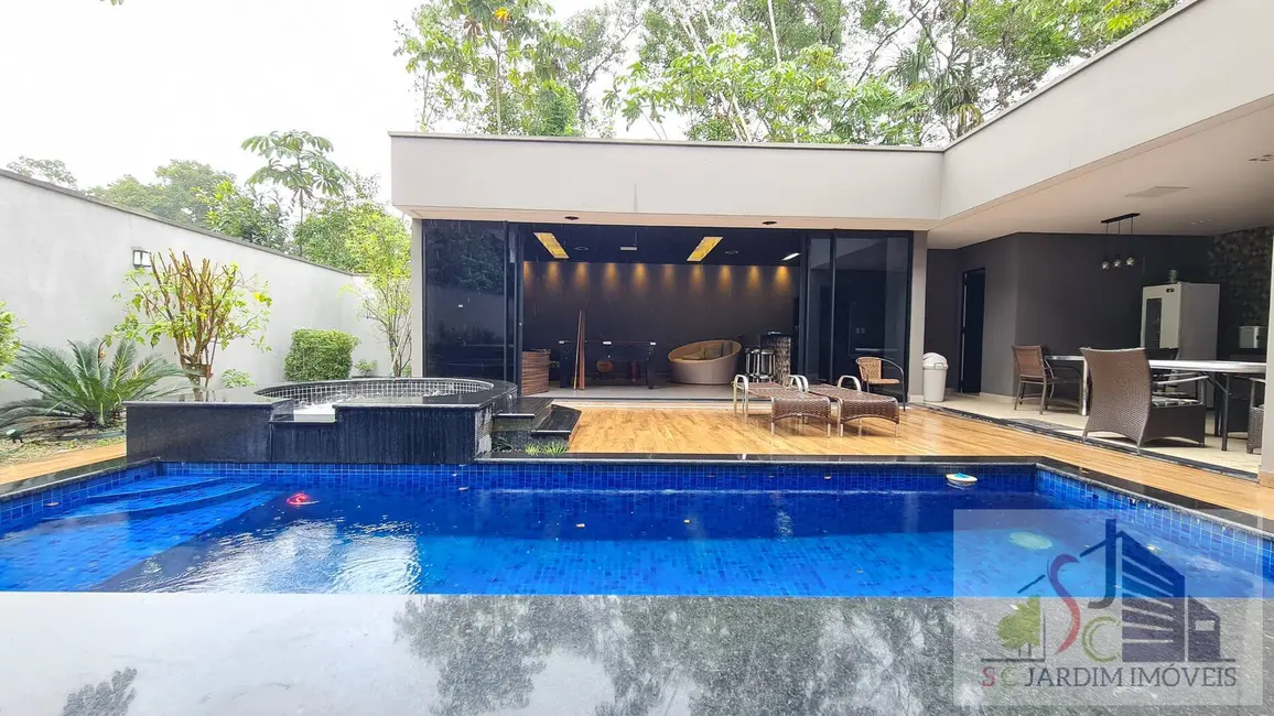 Casa de Condomínio com 5 quartos à venda, 450m2 em Ponta Negra, Manaus - AM - imagem 6 Foto 6 de Casa de Condomínio com 5 quartos à venda, 450m2 em Ponta Negra, Manaus - AM