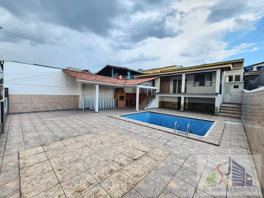Casa com 3 quartos à venda, 342m2 em Compensa, Manaus - AM - imagem 6 Foto 6 de Casa com 3 quartos à venda, 342m2 em Compensa, Manaus - AM