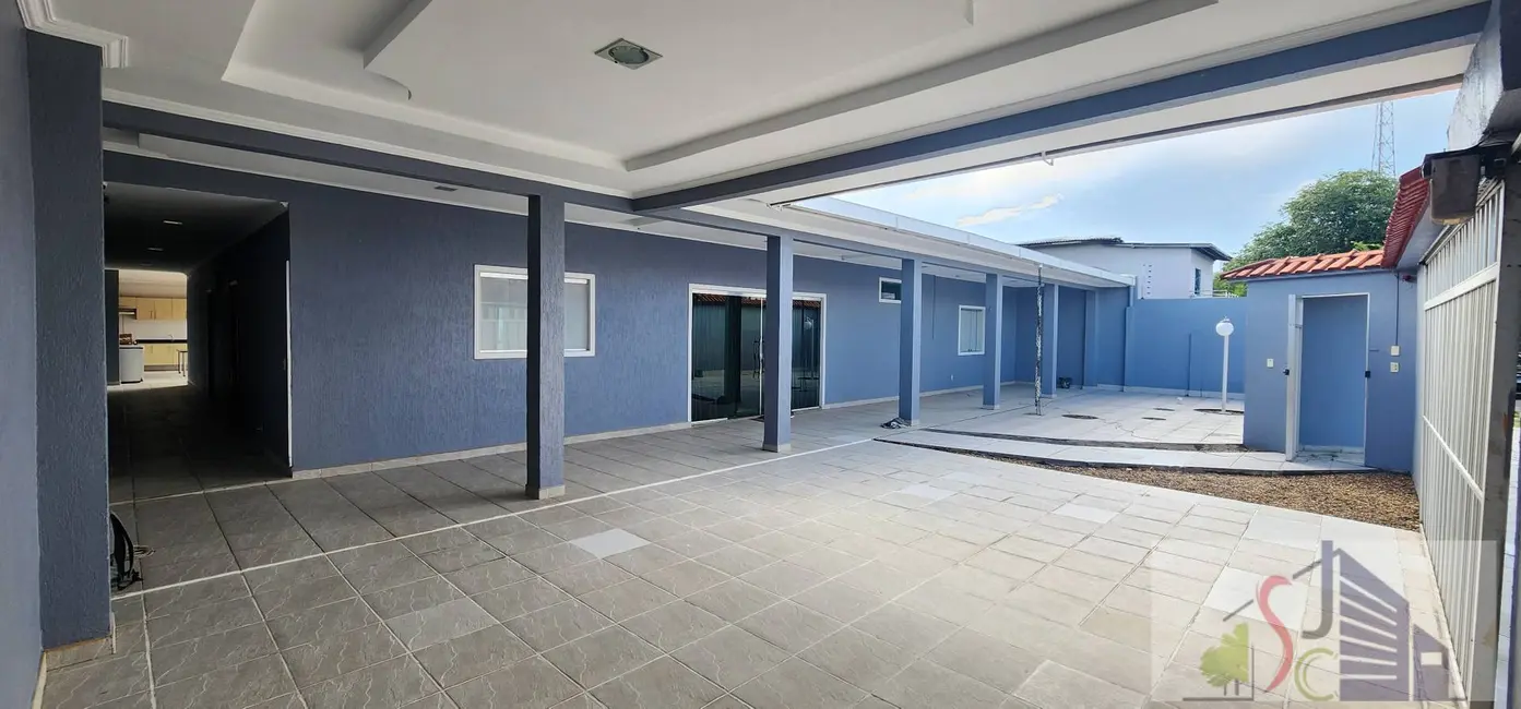 Foto 3 de Casa com 4 quartos à venda e para alugar, 350m2 em Adrianópolis, Manaus - AM