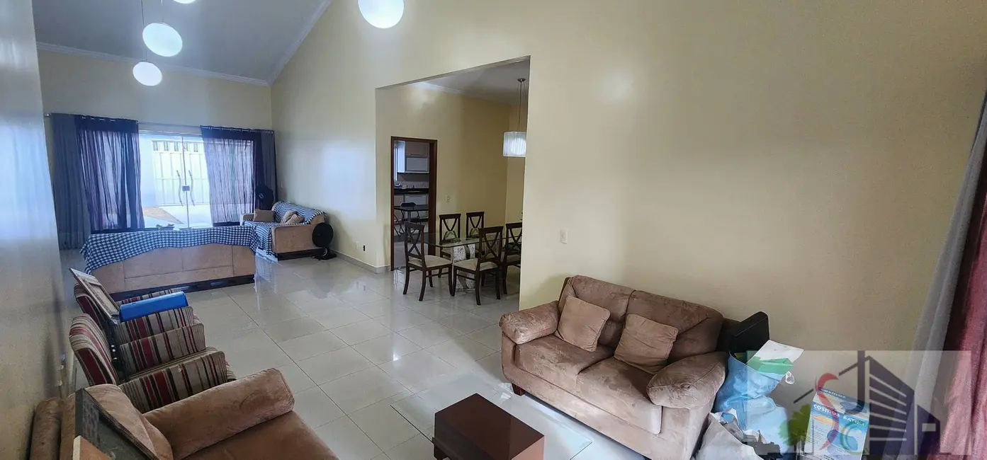 Foto 5 de Casa com 4 quartos à venda e para alugar, 350m2 em Adrianópolis, Manaus - AM