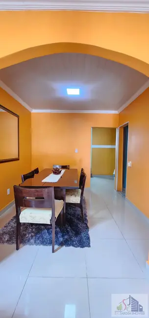 Foto 4 de Casa com 3 quartos à venda, 205m2 em Colônia Santo Antônio, Manaus - AM