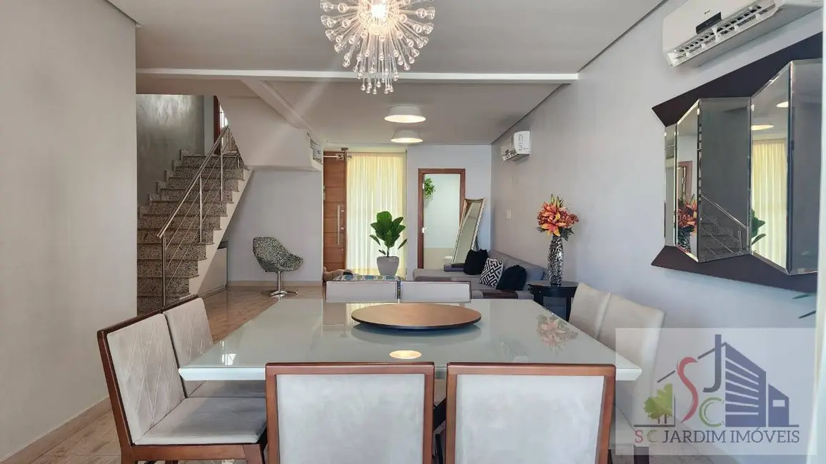 Casa de Condomínio com 6 quartos à venda, 343m2 em Chapada, Manaus - AM - imagem 1 Foto 1 de Casa de Condomínio com 6 quartos à venda, 343m2 em Chapada, Manaus - AM