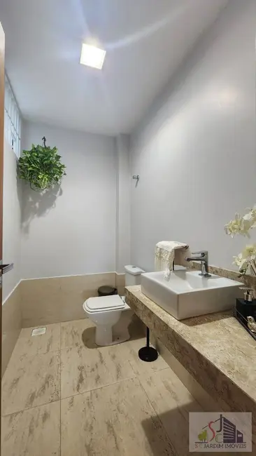 Casa de Condomínio com 6 quartos à venda, 343m2 em Chapada, Manaus - AM - imagem 4 Foto 4 de Casa de Condomínio com 6 quartos à venda, 343m2 em Chapada, Manaus - AM