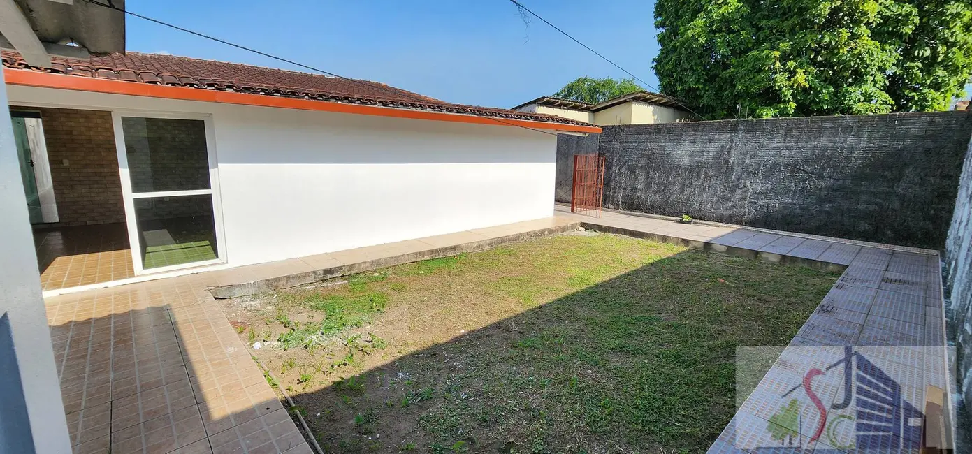 Foto 5 de Casa com 3 quartos à venda, 169m2 em Planalto, Manaus - AM
