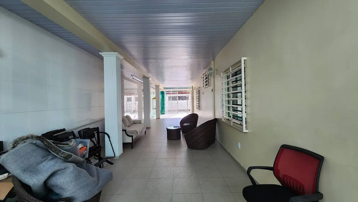 Foto 4 de Casa com 3 quartos à venda, 200m2 em Parque 10 de Novembro, Manaus - AM