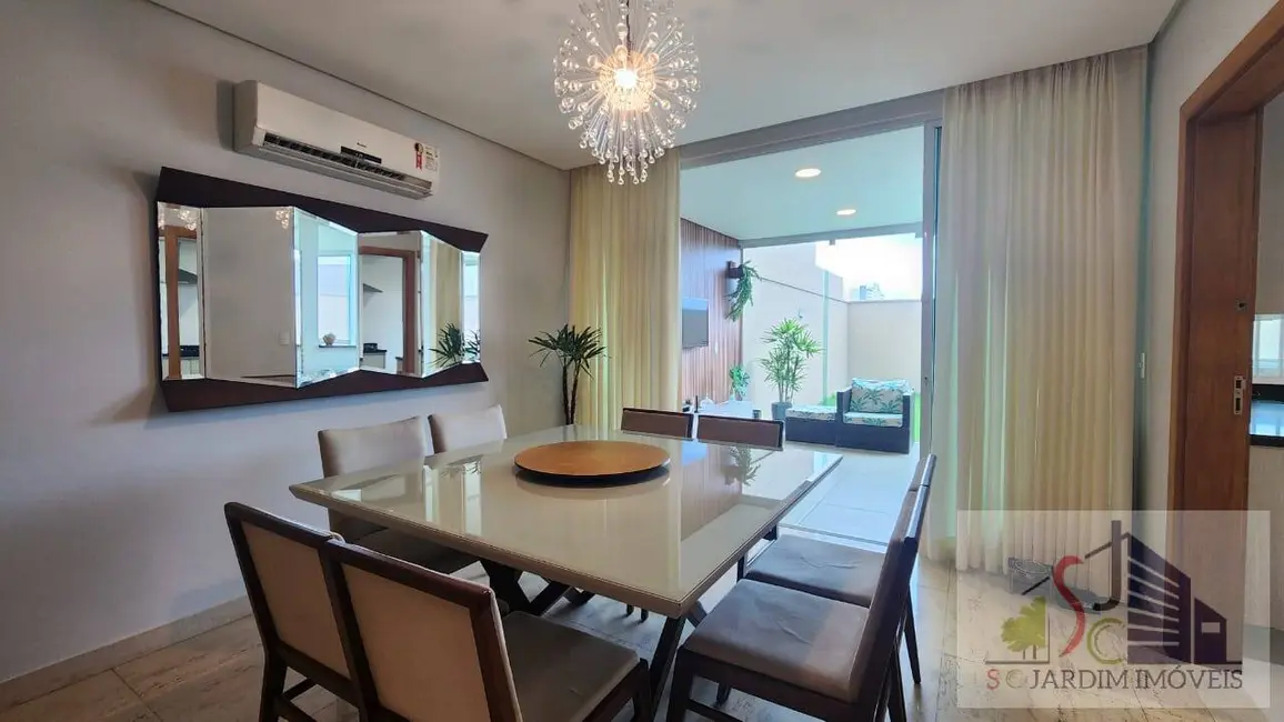 Foto 3 de Casa de Condomínio com 6 quartos à venda, 343m2 em Chapada, Manaus - AM