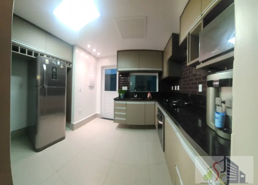 Foto 6 de Casa de Condomínio com 4 quartos à venda e para alugar, 220m2 em Ponta Negra, Manaus - AM