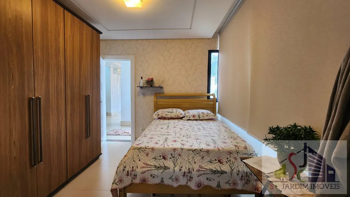 Foto 9 de Casa de Condomínio com 5 quartos à venda, 234m2 em Flores, Manaus - AM