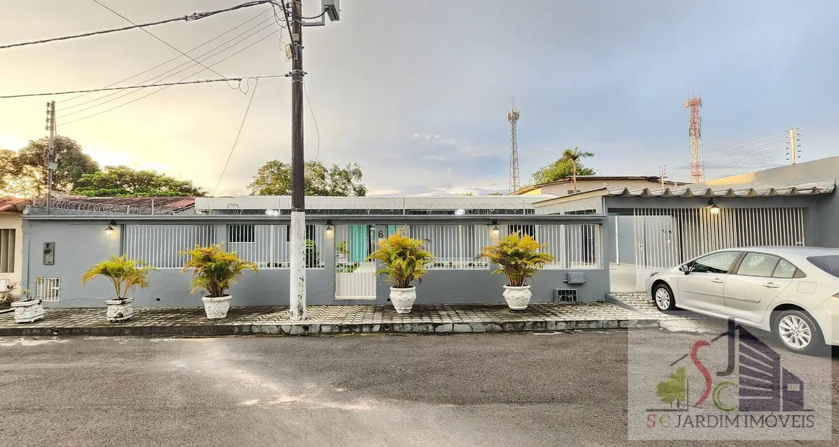 Foto 1 de Casa com 4 quartos à venda, 284m2 em Adrianópolis, Manaus - AM