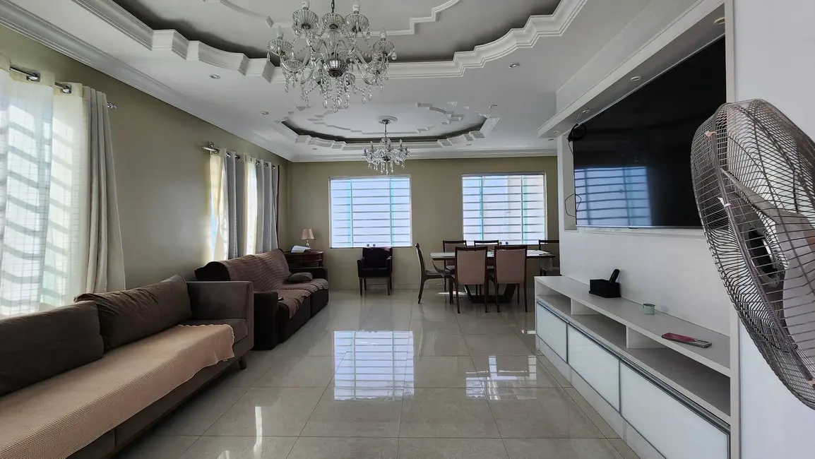 Foto 6 de Casa com 3 quartos à venda, 200m2 em Parque 10 de Novembro, Manaus - AM