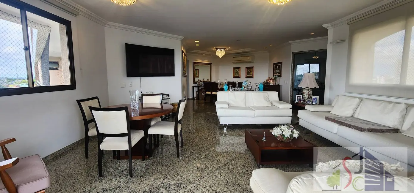 Apartamento com 6 quartos à venda, 232m2 em Aleixo, Manaus - AM - imagem 3 Foto 3 de Apartamento com 6 quartos à venda, 232m2 em Aleixo, Manaus - AM