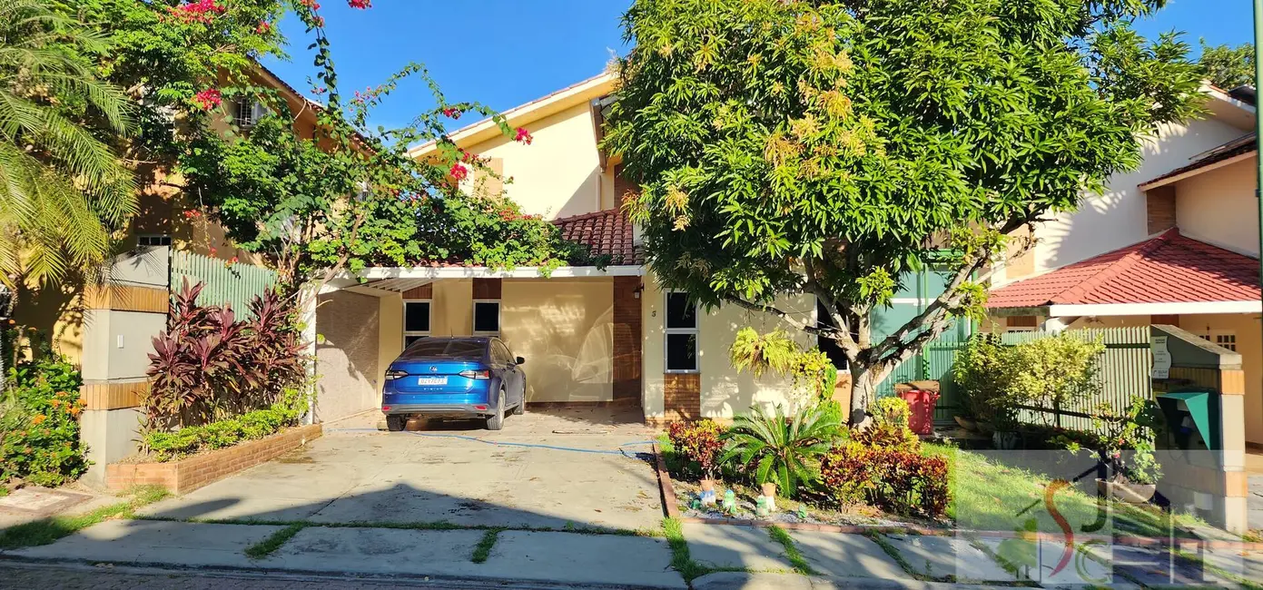 Foto 1 de Casa de Condomínio com 4 quartos à venda e para alugar, 220m2 em Nova Esperança, Manaus - AM