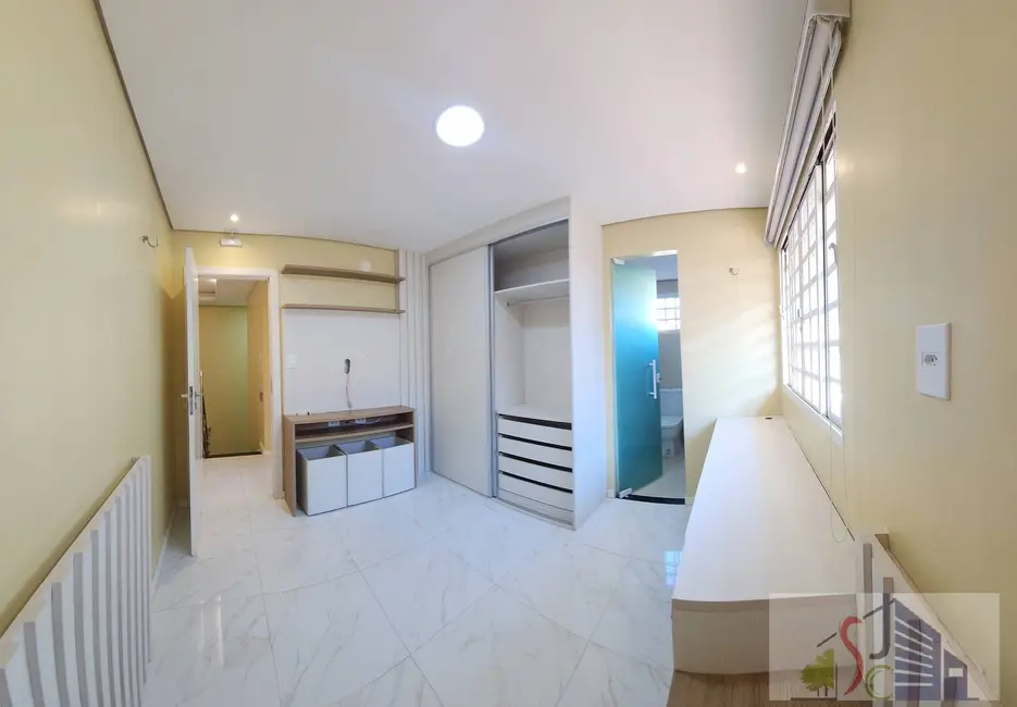 Foto 6 de Casa de Condomínio com 4 quartos à venda e para alugar, 220m2 em Nova Esperança, Manaus - AM