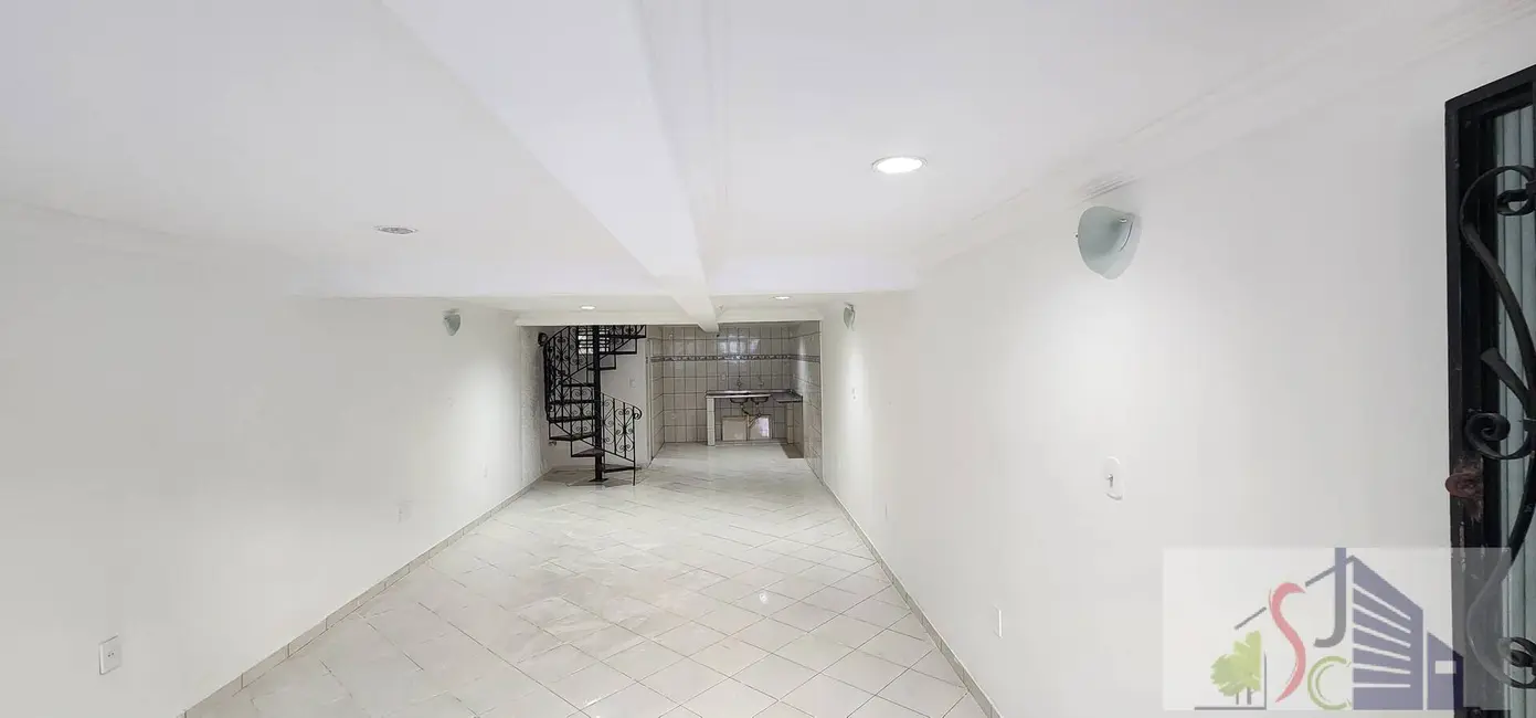 Casa com 2 quartos à venda, 150m2 em Nossa Senhora Aparecida, Manaus - AM - imagem 2 Foto 2 de Casa com 2 quartos à venda, 150m2 em Nossa Senhora Aparecida, Manaus - AM