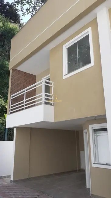 Foto 2 de Casa com 3 quartos à venda, 290m2 em Cacuia, Rio De Janeiro - RJ
