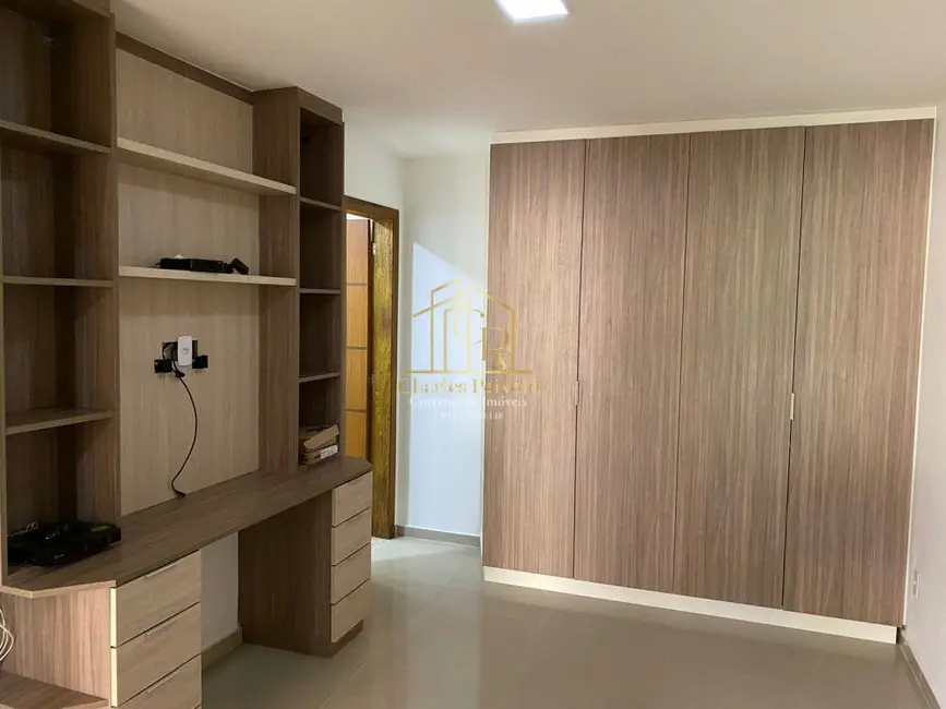 Foto 3 de Casa com 4 quartos à venda, 330m2 em Jardim Guanabara, Rio De Janeiro - RJ