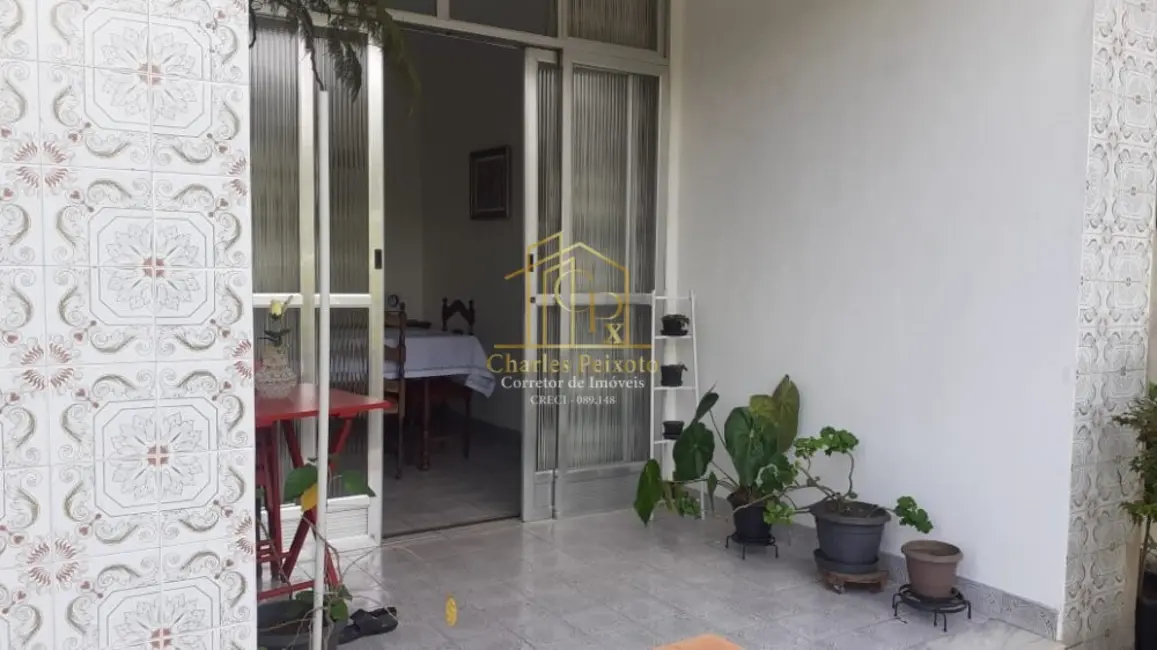 Foto 2 de Casa com 3 quartos à venda, 241m2 em Pitangueiras, Rio De Janeiro - RJ