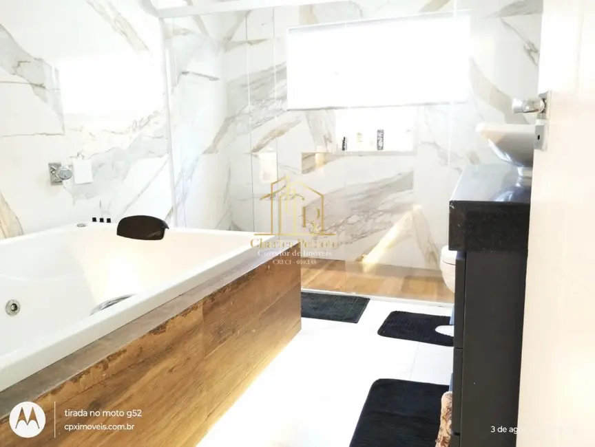 Foto 3 de Casa com 8 quartos à venda, 150m2 em Jardim Carioca, Rio De Janeiro - RJ