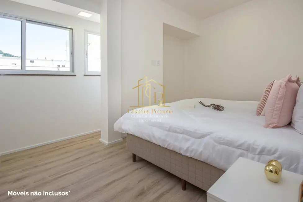 Apartamento com 2 quartos à venda, 106m2 em Copacabana, Rio De Janeiro - RJ - imagem 8 Foto 8 de Apartamento com 2 quartos à venda, 106m2 em Copacabana, Rio De Janeiro - RJ