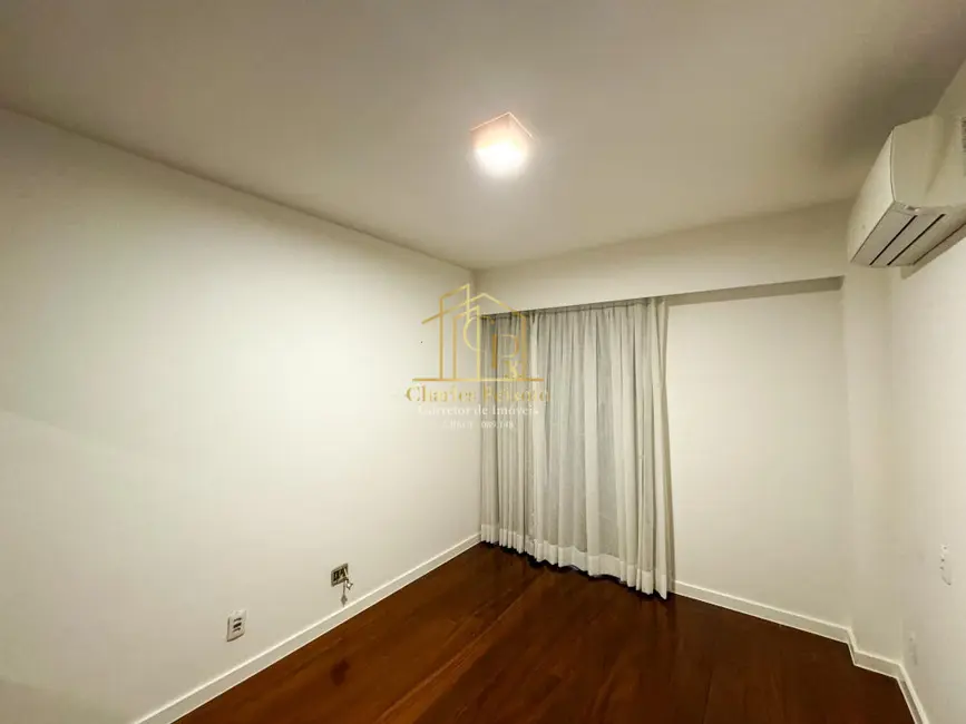 Foto 5 de Apartamento com 3 quartos à venda, 199m2 em Leblon, Rio De Janeiro - RJ