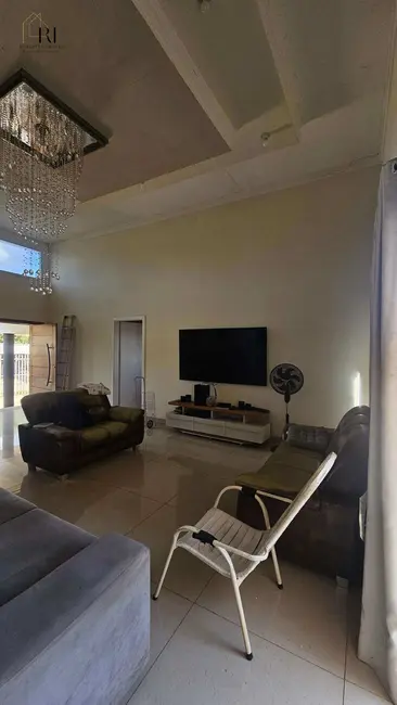 Chácara com 3 quartos à venda em Cosmopolis - SP - imagem 4 Foto 4 de Chácara com 3 quartos à venda em Cosmopolis - SP