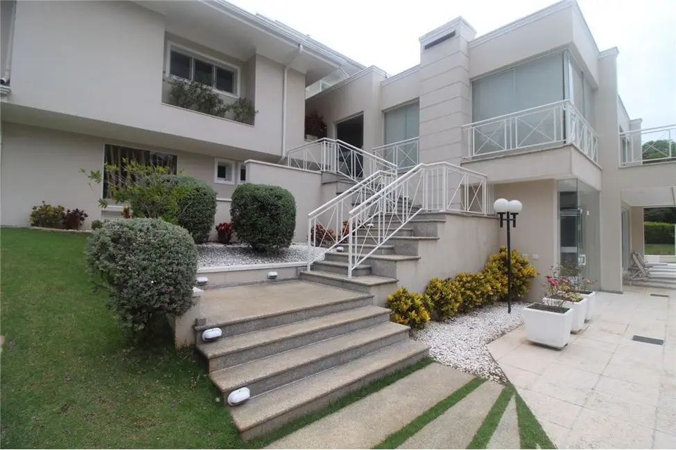 Casa com 8 quartos à venda, 1362m2 em Chácaras Alpina, Valinhos - SP - imagem 1 Foto 1 de Casa com 8 quartos à venda, 1362m2 em Chácaras Alpina, Valinhos - SP