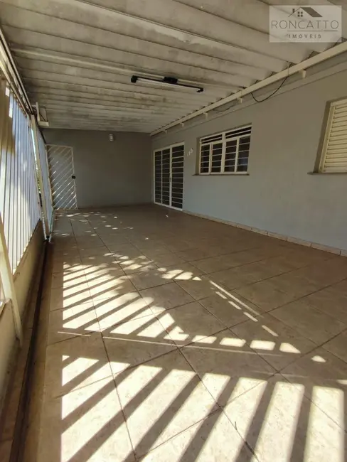 Casa com 3 quartos à venda, 300m2 em Jardim Campos Elíseos, Campinas - SP - imagem 2 Foto 2 de Casa com 3 quartos à venda, 300m2 em Jardim Campos Elíseos, Campinas - SP