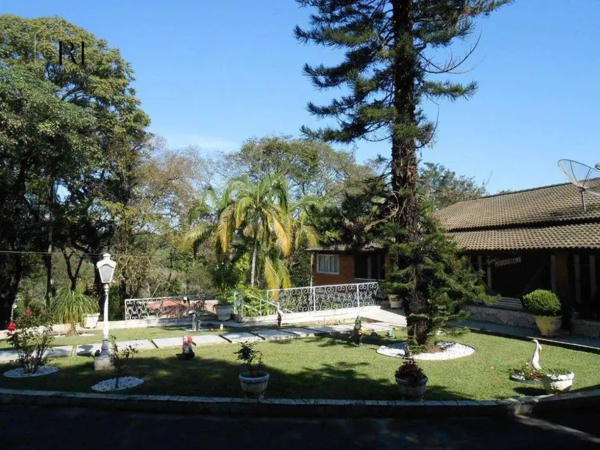 Chácara com 9 quartos para alugar, 938m2 em Chácara Flórida, Itu - SP - imagem 8 Foto 8 de Chácara com 9 quartos para alugar, 938m2 em Chácara Flórida, Itu - SP