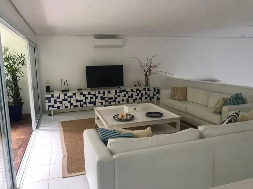 Foto 8 de Casa com 5 quartos à venda, 411m2 em Sao Sebastiao - SP