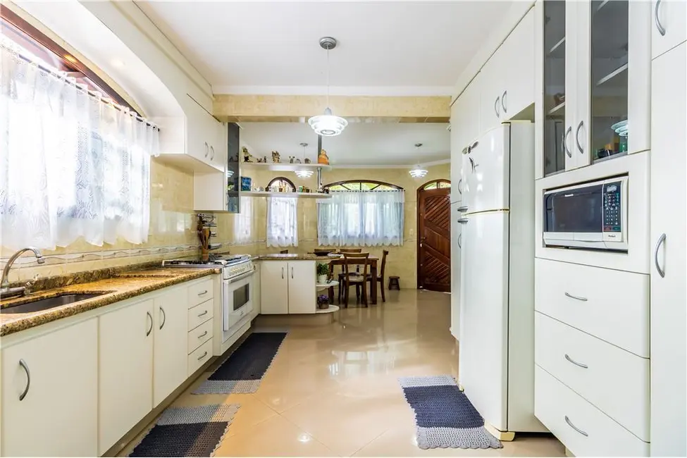 Foto 1 de Casa com 6 quartos à venda, 317m2 em Caiçara, Praia Grande - SP